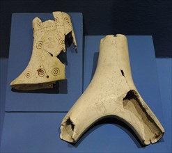Bone recipients from early medieval graves