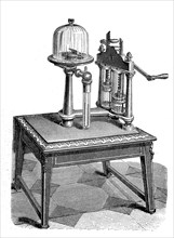 Two-stemmed air pump from the year 1870  /  Zweistielige Luftpumpe aus dem Jahre 1870
