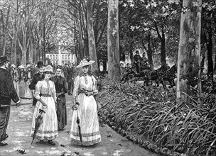 Noble ladies on a Sunday walk in the Stuttgarter Anlagen