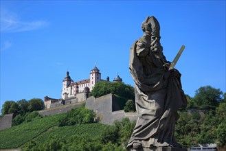 Sankt Kilian Statue at the old Main bridge
