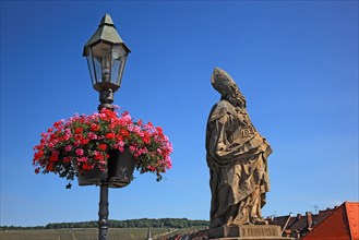 Sankt Fridericus Statue at the old Main bridge