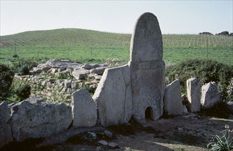 Giants' grave of Coddu Vecchiu.