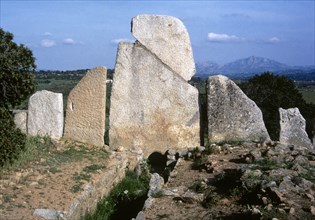Giants' tomb.