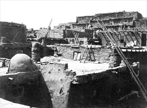 Edward S. Curits Native American Indians - The terraced adobe houses of the Zuni Indians circa 1903.