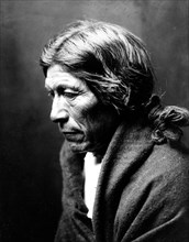 Edward S. Curtis Native American Indians - Pose-a ye, 'Dew Moving', Nambe portrait circa 1905.