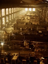 Chicago and Northwestern [i.e. North Western] railroad locomotive shops, Chicago, Ill. December 1942 .