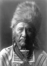 Edward S. Curits Native American Indians - Old Dog--Apsaroke circa 1908.