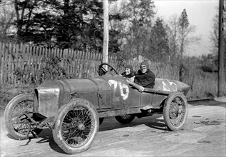 Women Auto Racers - Miss Elinor Blevins, movie star, aviatrix, auto racer circa 1915.