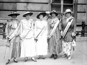 1917 Confederate Reunion - Maid and Matrons of honor from Memphis.