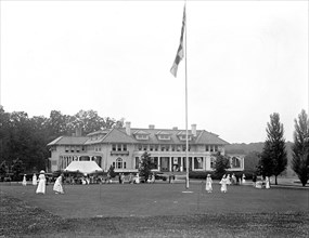 1917 Photo of Columbia Country Club - Woman on front lawn .