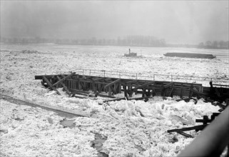 Potomac River Ice Jams circa 1918.