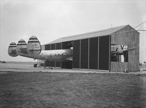 'Nose-Hangar' KLM Schiphol / Date October 28, 1947 / Location Amsterdam, Noord-Holland.