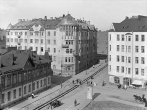 Crossing of Tehtaankatu and Kapteeninkatu 1908 Helsinki.