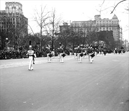Franklin D. Roosevelt - Franklin D. Roosevelt inauguration. Parade. Washington, D.C. March 4, 1933.