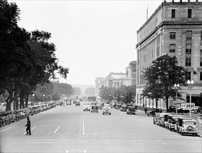 Traffic on Constitution Avenue in Washington D.C. circa 1935.