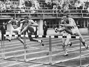Milton Campbell at 1952 Olympics