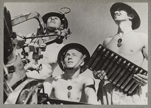 Soldiers Manning a Breda Gun, Tobruk 1941