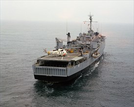 Amphibious transport dock USS PLYMOUTH ROCK