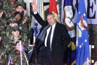 Secretary of State Colin Powell visits American Forces at Osan Air Base