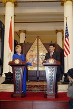 2009 - Secretary Clinton With Indonesian Foreign Minister.