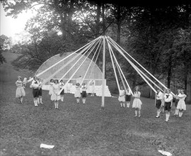 Sweet Briar College May Day Exercises