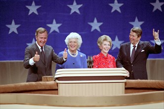 President Ronald Reagan Nancy Reagan Barbara Bush George Bush Trip to Texas