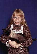 Amy Carter with her cat Misty Malarky Ying Yang