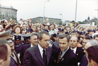 Nixon and Pat Nixon in Warsaw.