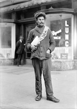 Early 1900s man in American city