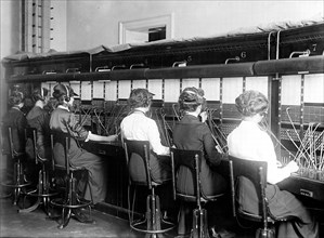 Telephone operators ca. 1914