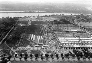 Aerial view toward Lincoln Memorial, Washington, D.C. ca. 1916
