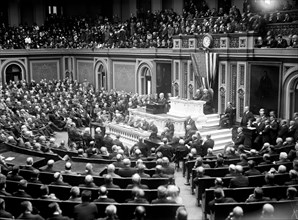President Woodrow Wilson addressing Congress ca. 1917