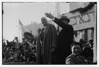Hebrew University and Lord Balfour's visit. Mayor of Tel Aviv showing the city to Lord Balfour ca. 1925