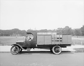 Ford Motor Company, special body truck ca.  between 1910 and 1926