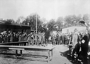 President Ebert of Germany, greeting the returned German prisoners ca.  between 1910 and 1925