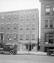 Metropolitan Decorating Company store ca.  between 1910 and 1920