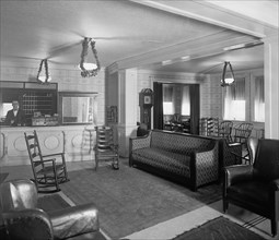 George Washington Inn interior ca.  between 1910 and 1926