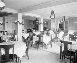 George Washington Inn, empty dining room  ca.  between 1910 and 1926