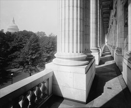 U.S. Capitol as seen from Senate Office Building ca.  between 1910 and 1925