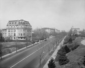 Empty street in Washington D.C. - 16 St. NW, [Washington, D.C.] ca.  between 1910 and 1925