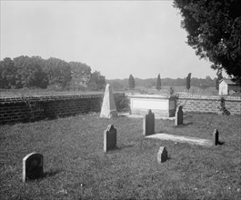 Gunston Hall, [Virginia] cemetery ca.  between 1910 and 1935