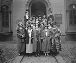 Woman's group outside the George Washington University president's office  ca.  between 1910 and 1920
