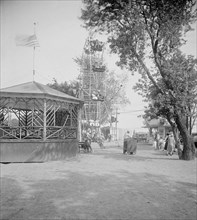 Ferris Wheel at Arlington Beach amusement park, [Virginia] ca.  between 1910 and 1926
