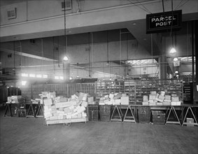 Parcel post section, City Post Office, [Washington, D.C.] ca. between 1910 and 1925