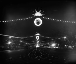 Pennsylvania Avenue at night, illuminated, Washington D.C. ca.  between 1910 and 1920