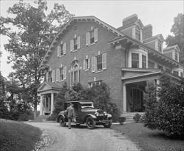 Ford Motor Company Lincoln [at] parked at a private residence ca.  between 1910 and 1926
