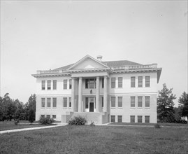 Washington College, [Takoma Park, D.C.], front view ca.  between 1910 and 1926