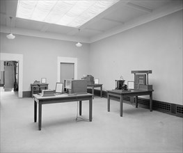 Academy of Sciences, voice control exhibit ca.  between 1910 and 1935