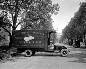Ford Motor Company, Capitol bedding truck ca.  between 1910 and 1926