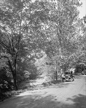 Ford Motor Company Ford touring car in Rock Creek Park, [Washington, D.C.] ca.  between 1910 and 1926